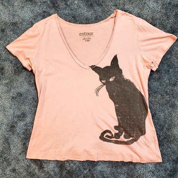Hot Topic Entour Size XL Mauve Deep V Neck Black Cat Short Sleeve Graphic Tee - Picture 10 of 15